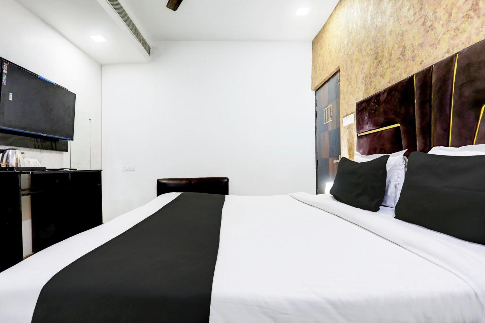 Hotel Super Collection O Kalyanpur Kanpur Exterior foto